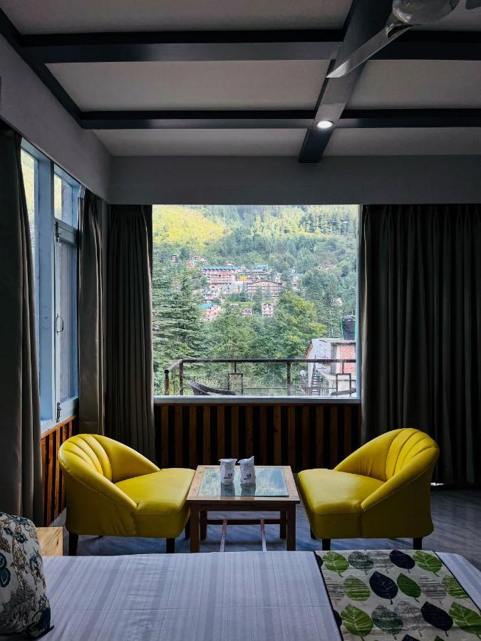 Apple Flower With Balcony And Mountain View Manāli Exteriör bild